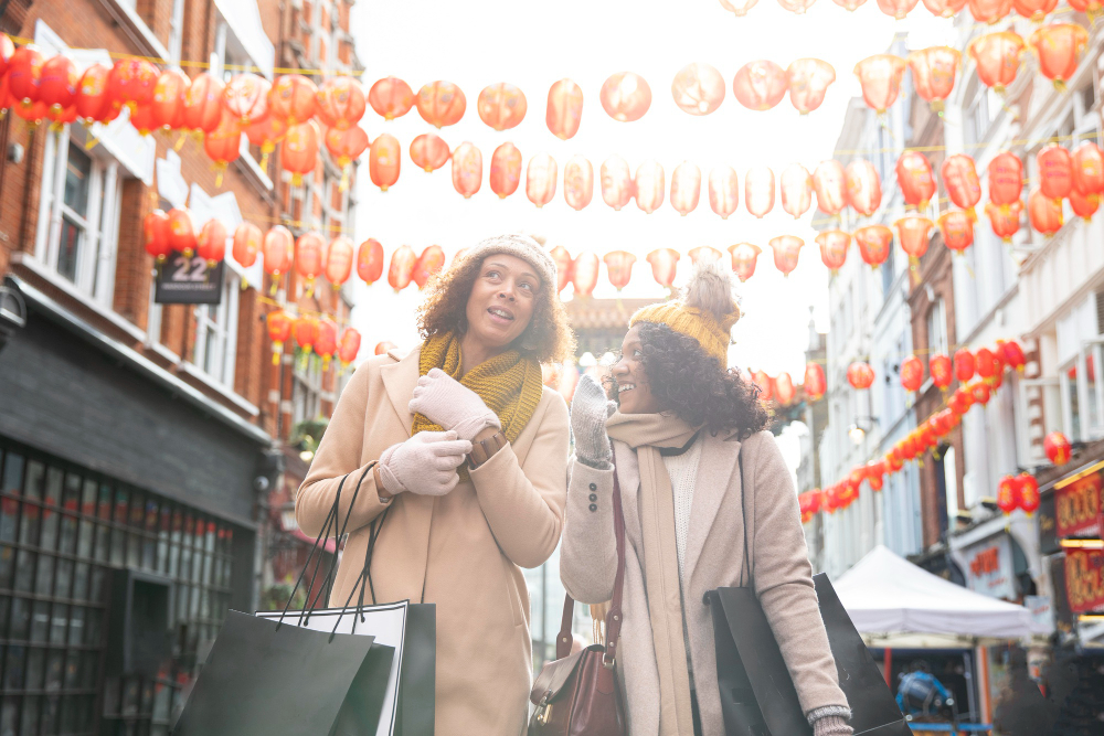 Preciso falar mandarim para viajar para a China? Eu recomendo estudar mandarim antes de vir à China. Mas, é possível se virar através de tradutores e manuais de bolso do idioma. 